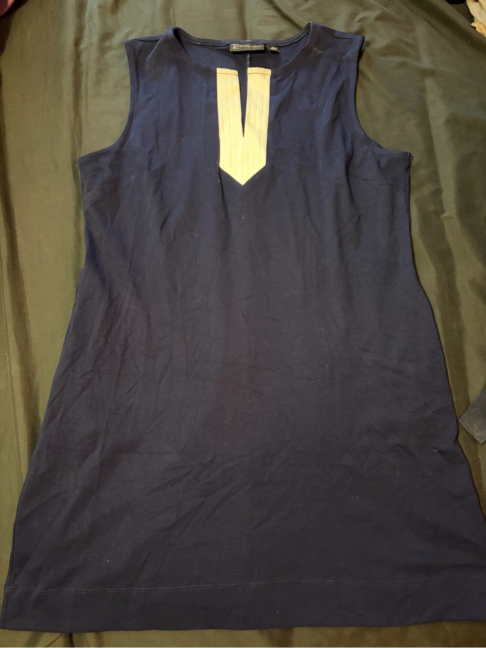 New York & Co. Sleeveless Navy Tunic Top with Ivory Notch Detail